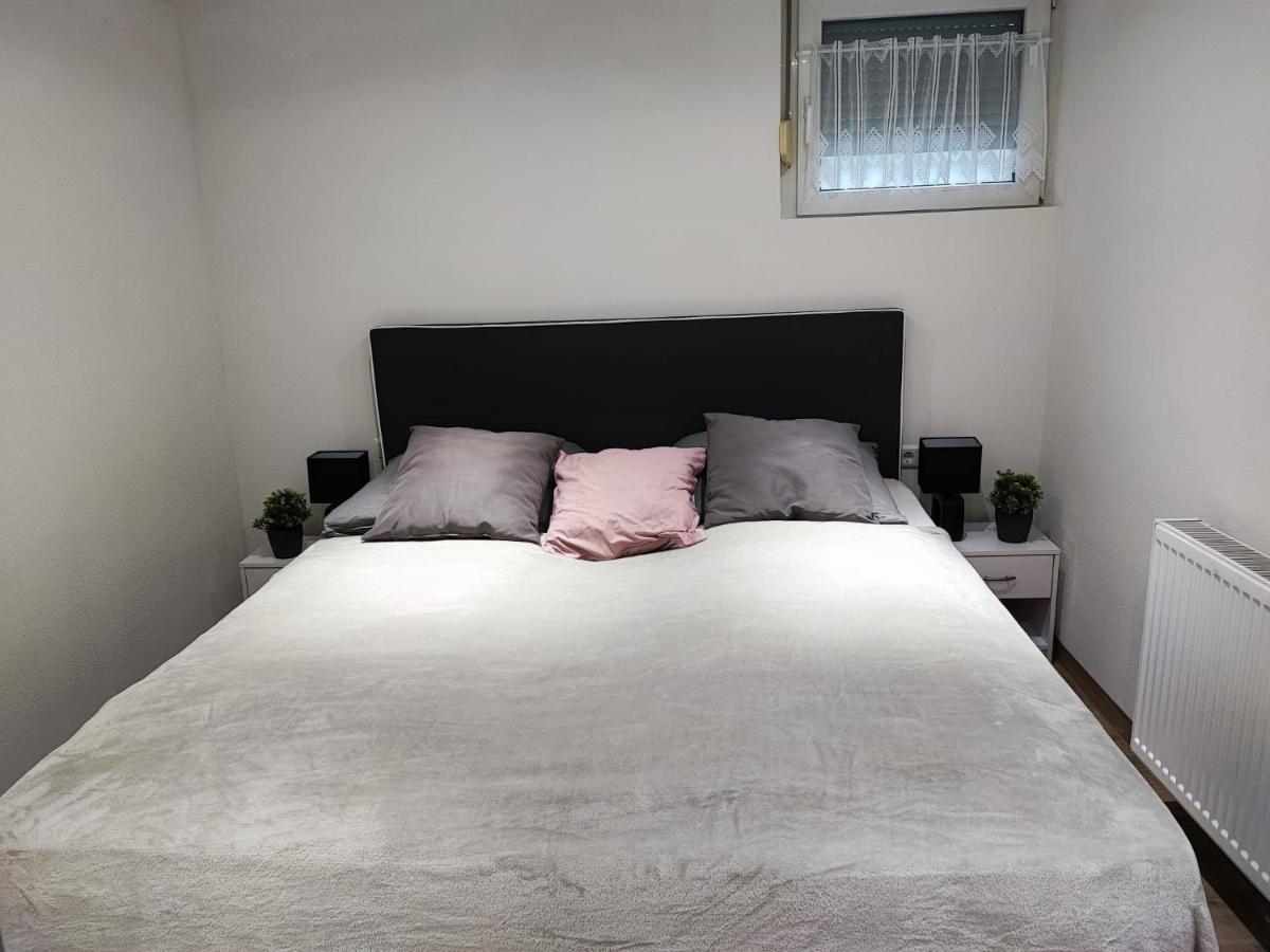 Elida Apartment Burgrieden Екстериор снимка